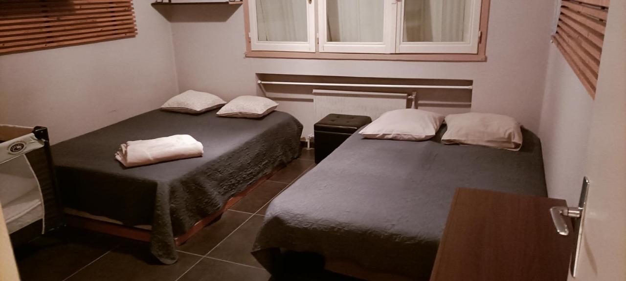Grand Appartement Fonctionnel Et Calme Sur Lyon8 A 2 Pas Du Metro Eksteriør billede